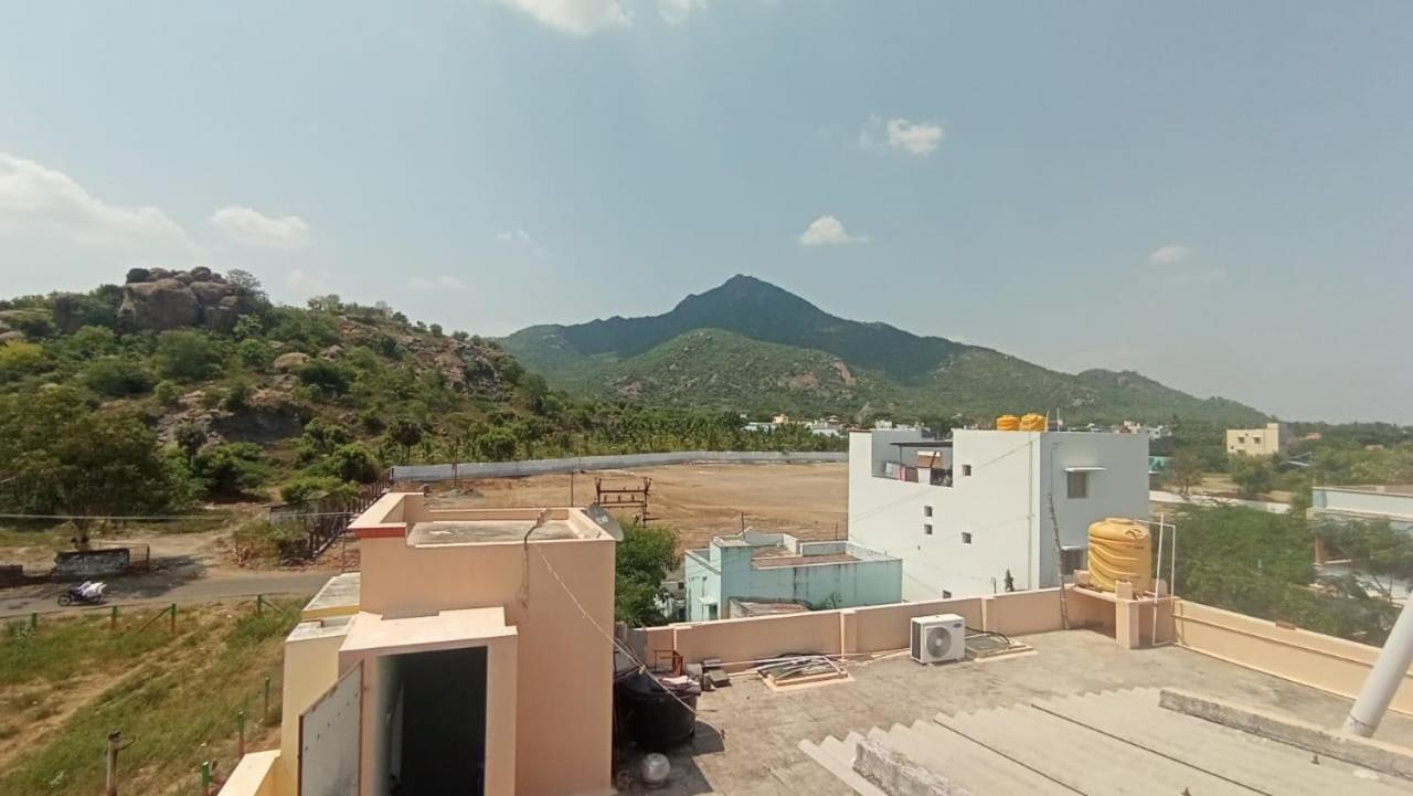 Thiru Arunai Guest House Tiruvannāmalai Exteriér fotografie